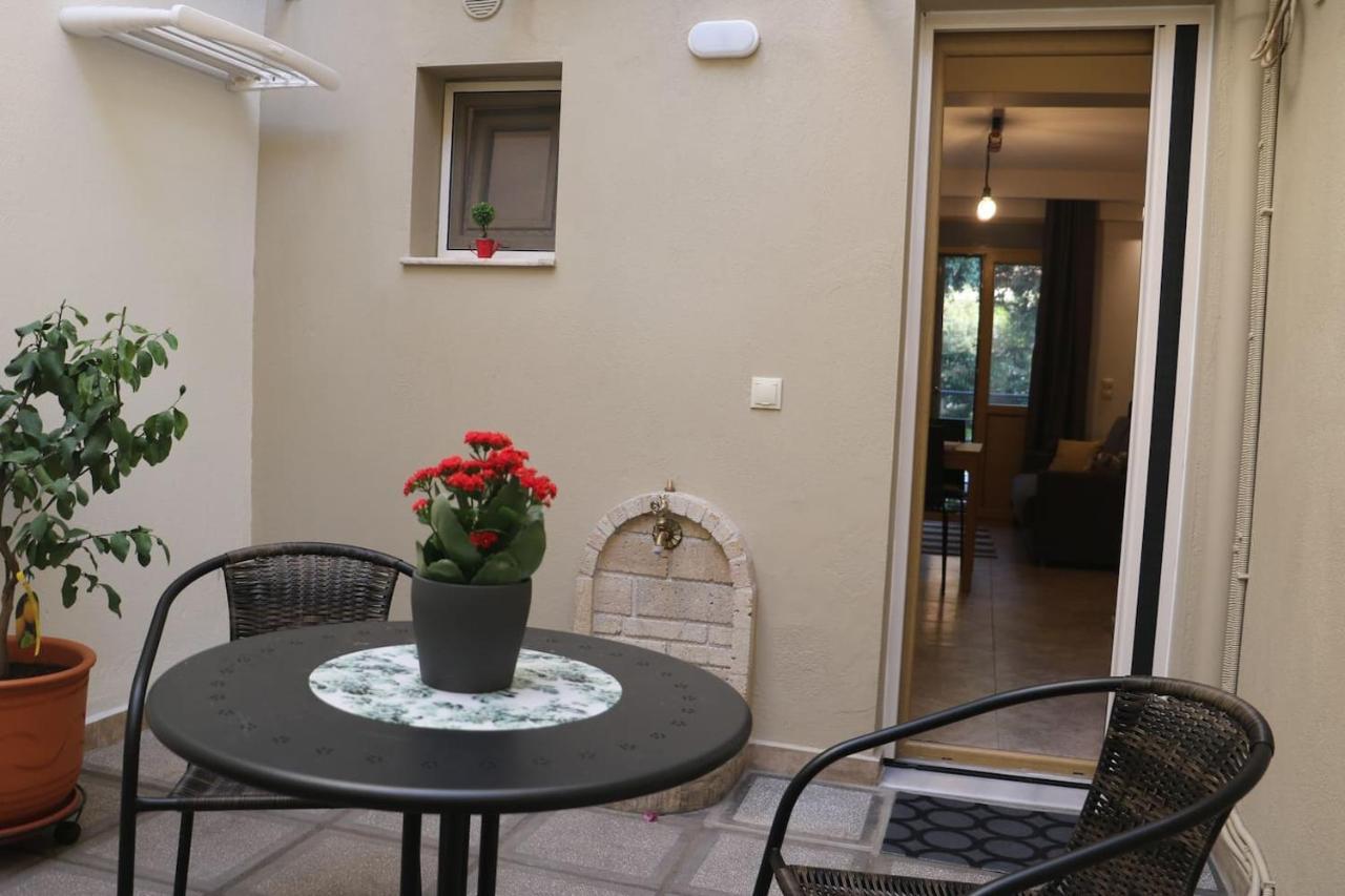 Quiet Urban Studio With Private Backyard Thessalonique Extérieur photo